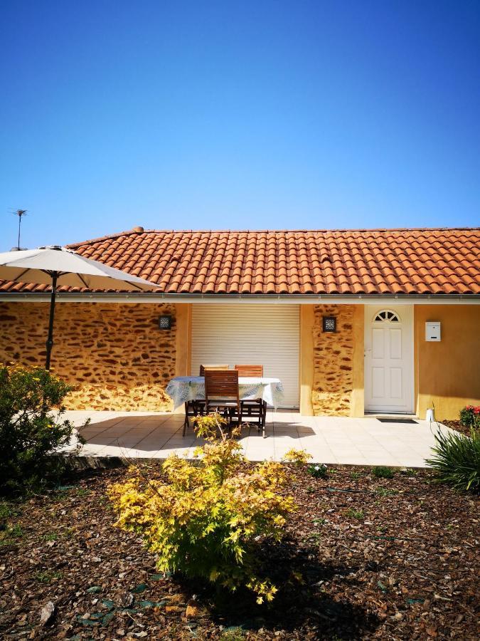 Maisonnette rénovée Lacrabe Extérieur photo