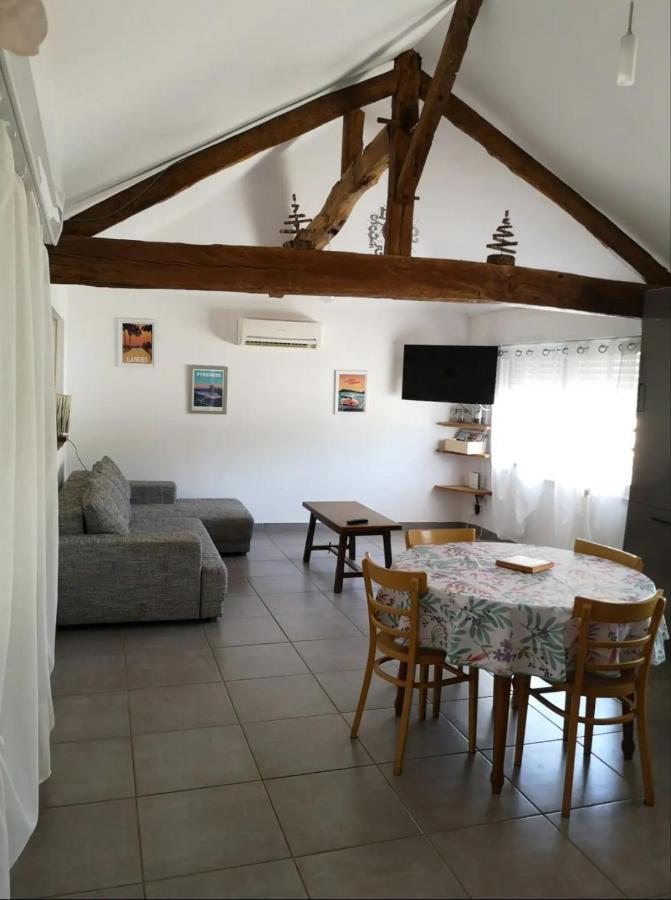 Maisonnette rénovée Lacrabe Extérieur photo